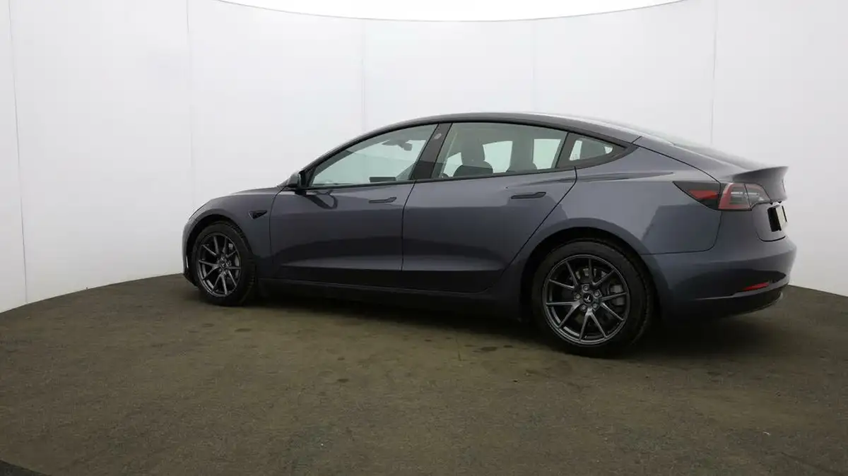 2021-tesla-model-3-e-long-range-awd-big-66