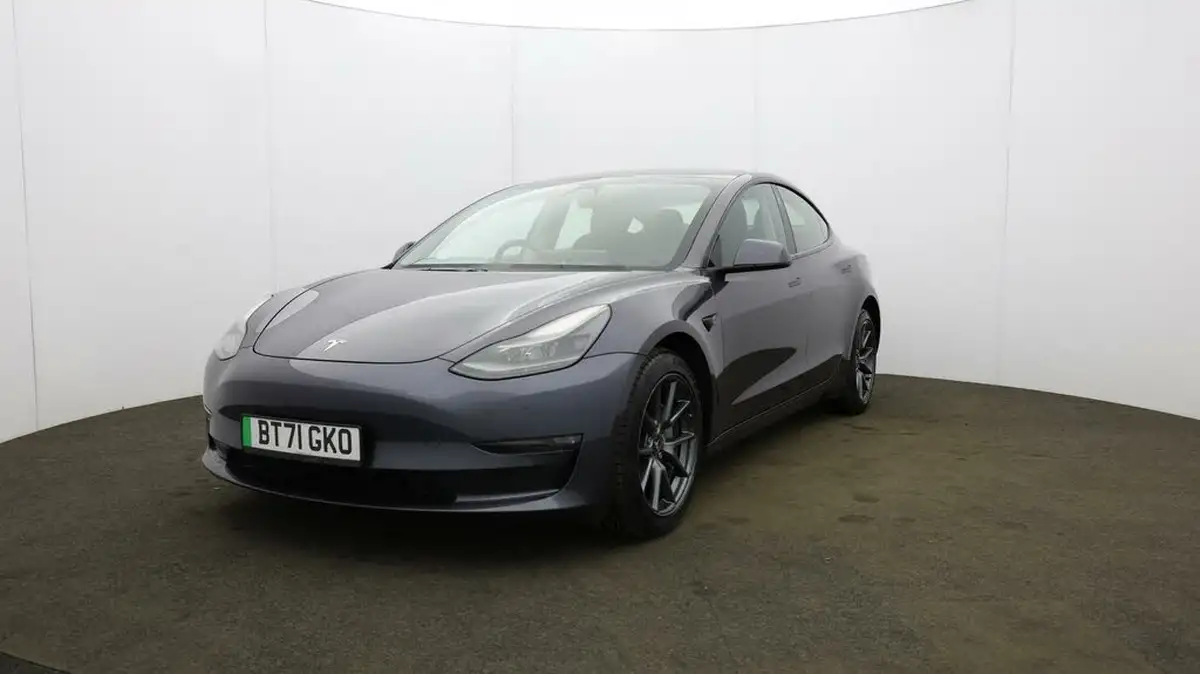 2021-tesla-model-3-e-long-range-awd-big-38