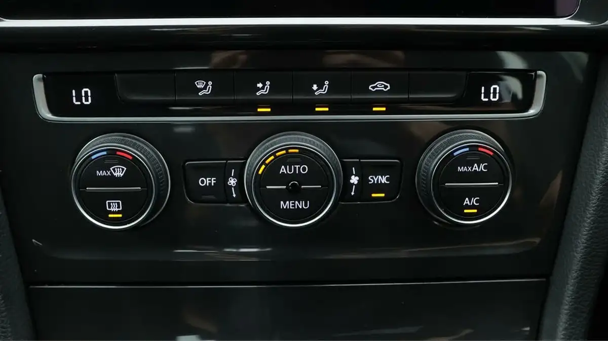 2019-volkswagen-golf-e-e-golf-big-12