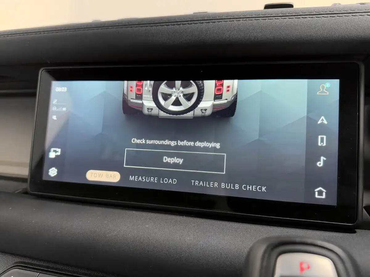 2021-land-rover-90-defender-20-p300-x-dynamic-se-big-59