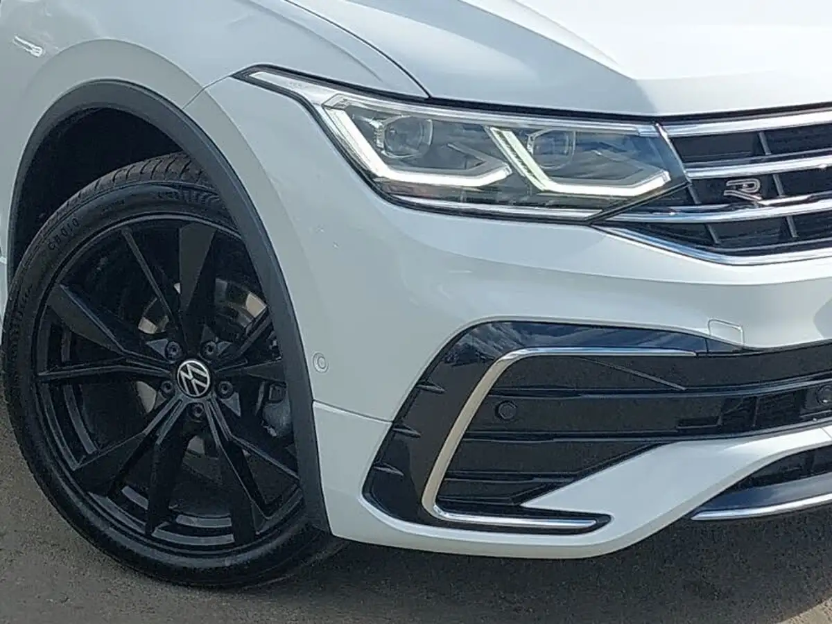 2020-volkswagen-tiguan-15-tsi-r-line-big-8