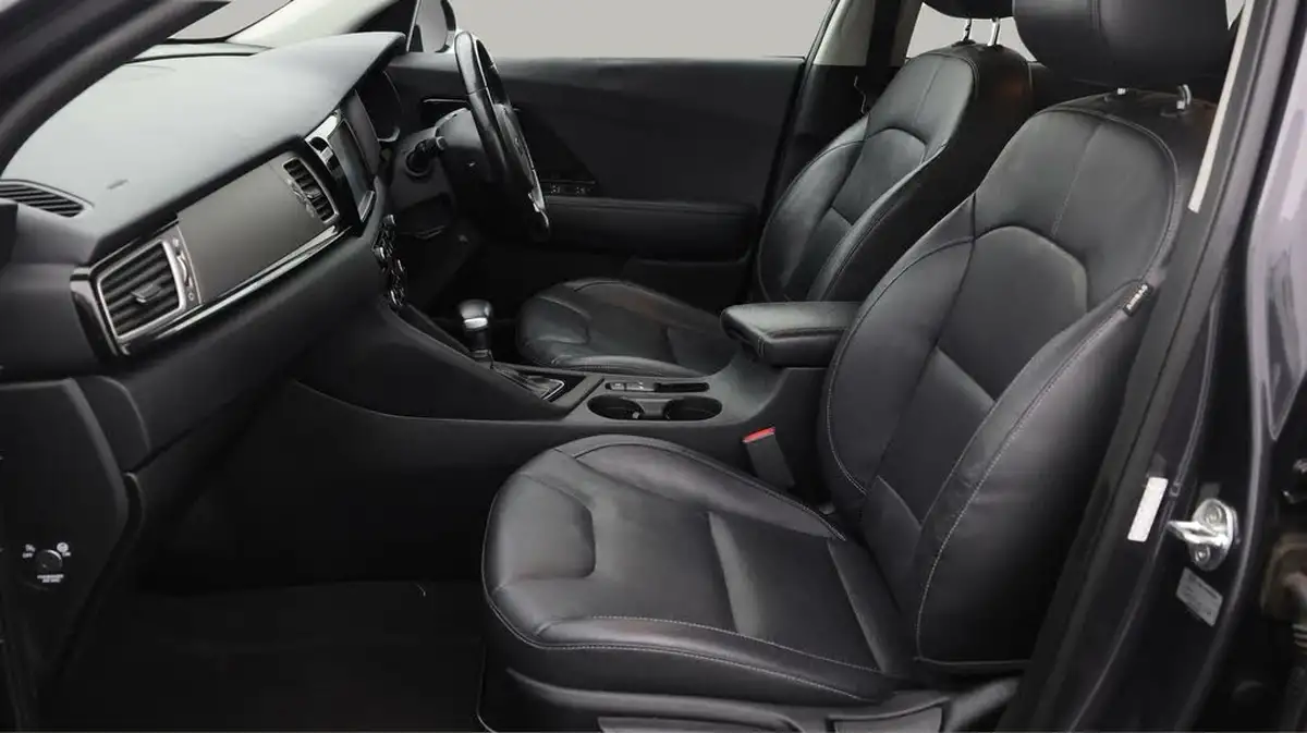 2018-kia-niro-16-gdi-3-156kwh-adap-big-14
