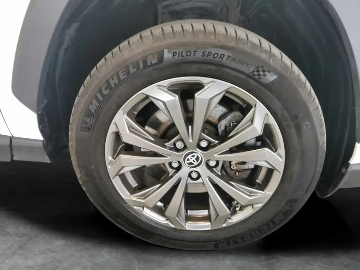 2022-toyota-rav4-25-vvt-i-design-215bhp-big-31