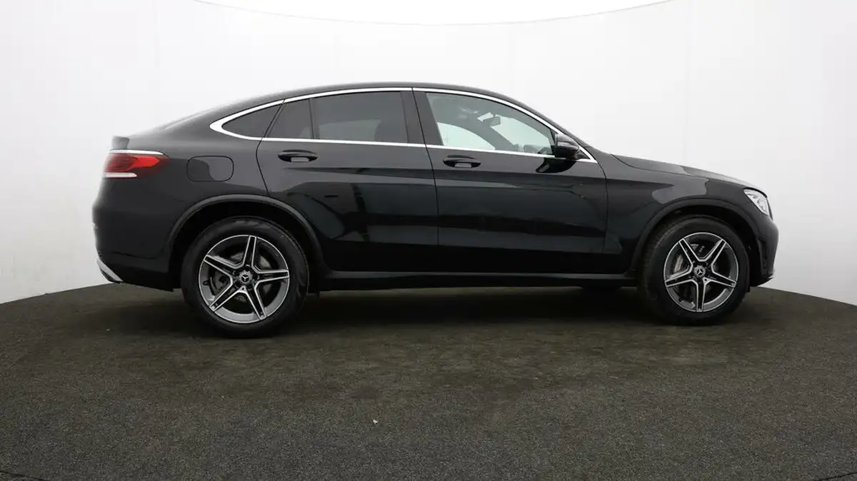 2021-mercedes-benz-glc-class-20-glc300-amg-line-258ps-coupe-4d-big-36