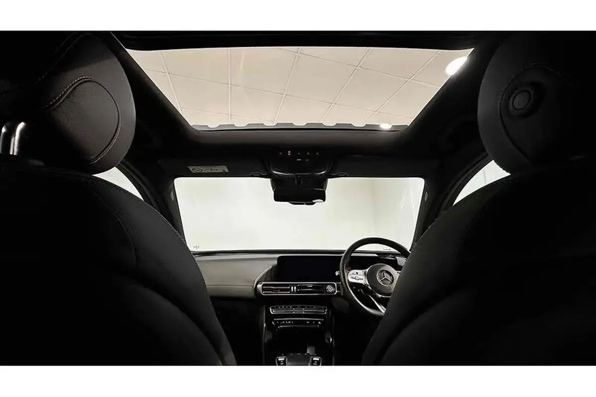 2022-mercedes-benz-eqc-e-eqc-400-amg-line-premium-plus-big-1