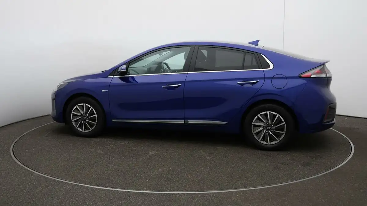 2020-hyundai-ioniq-e-premium-se-electric-100kw-big-56