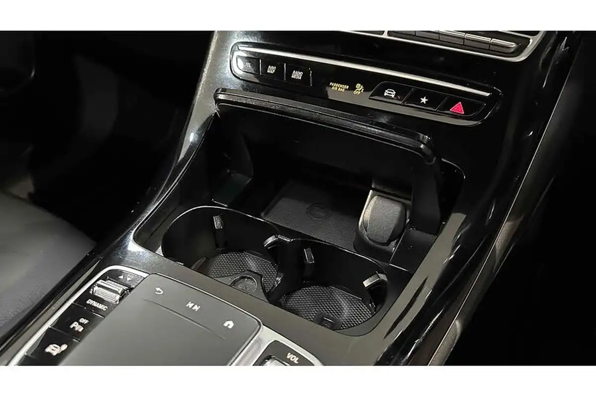 2022-mercedes-benz-eqc-e-eqc-400-amg-line-premium-plus-big-53