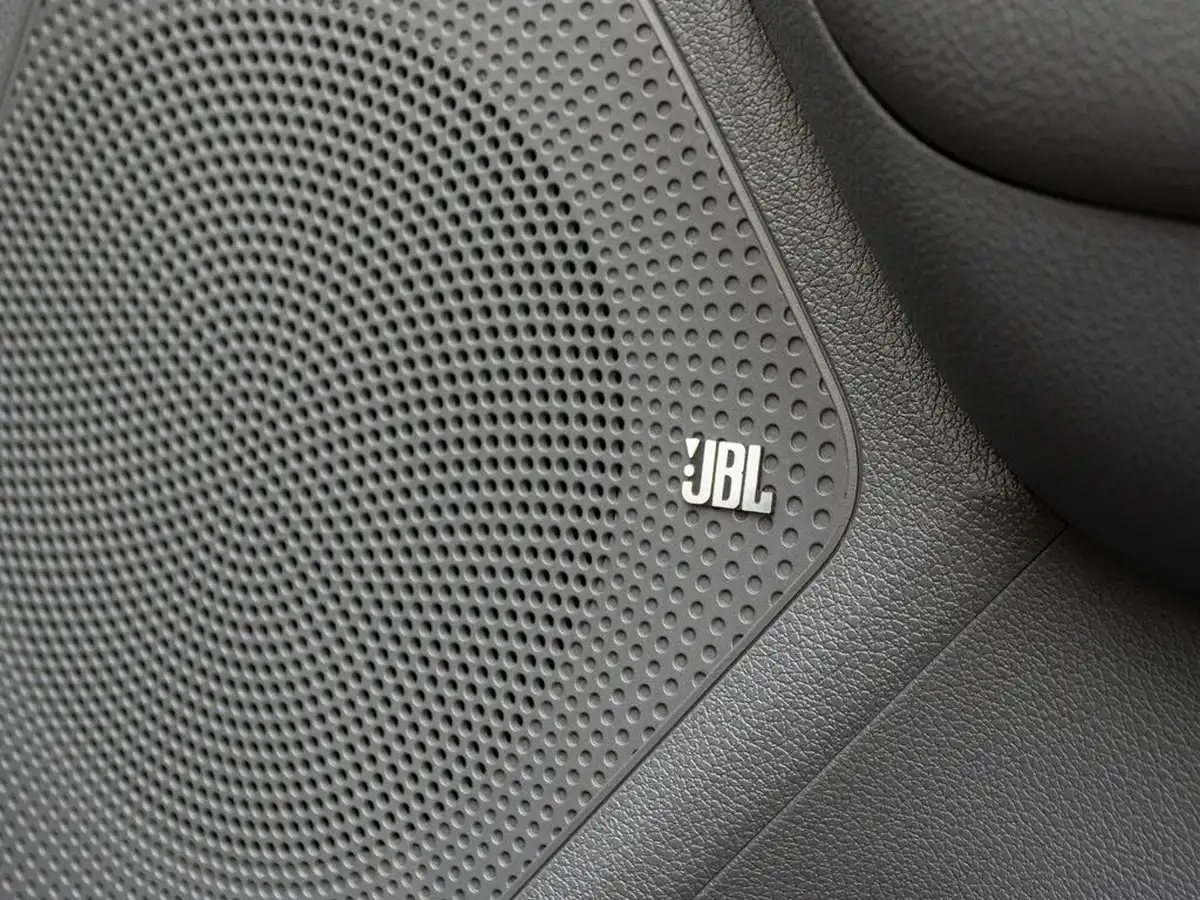 2017-kia-niro-16-gdi-first-edition-big-14