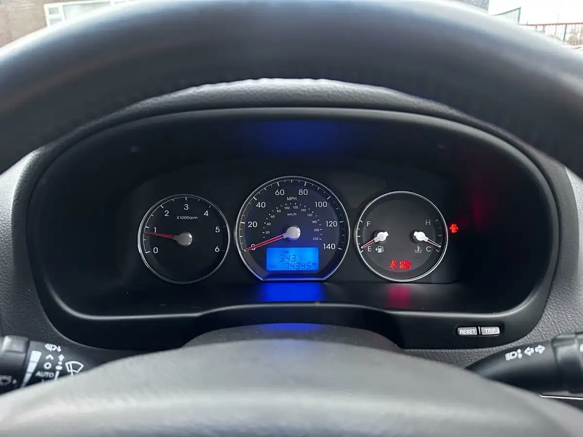 2012-hyundai-santa-fe-22td-premium-5st-big-28