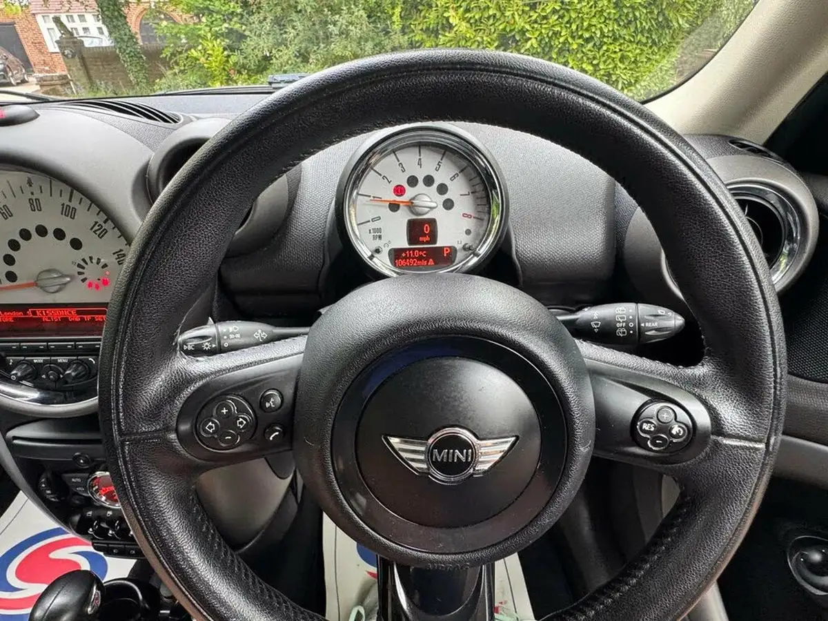 2012-mini-countryman-16-one-122bhp-auto-big-15