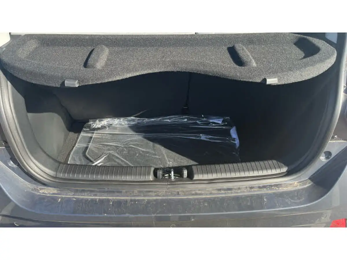2025-hyundai-i10-12-premium-79ps-auto-big-3