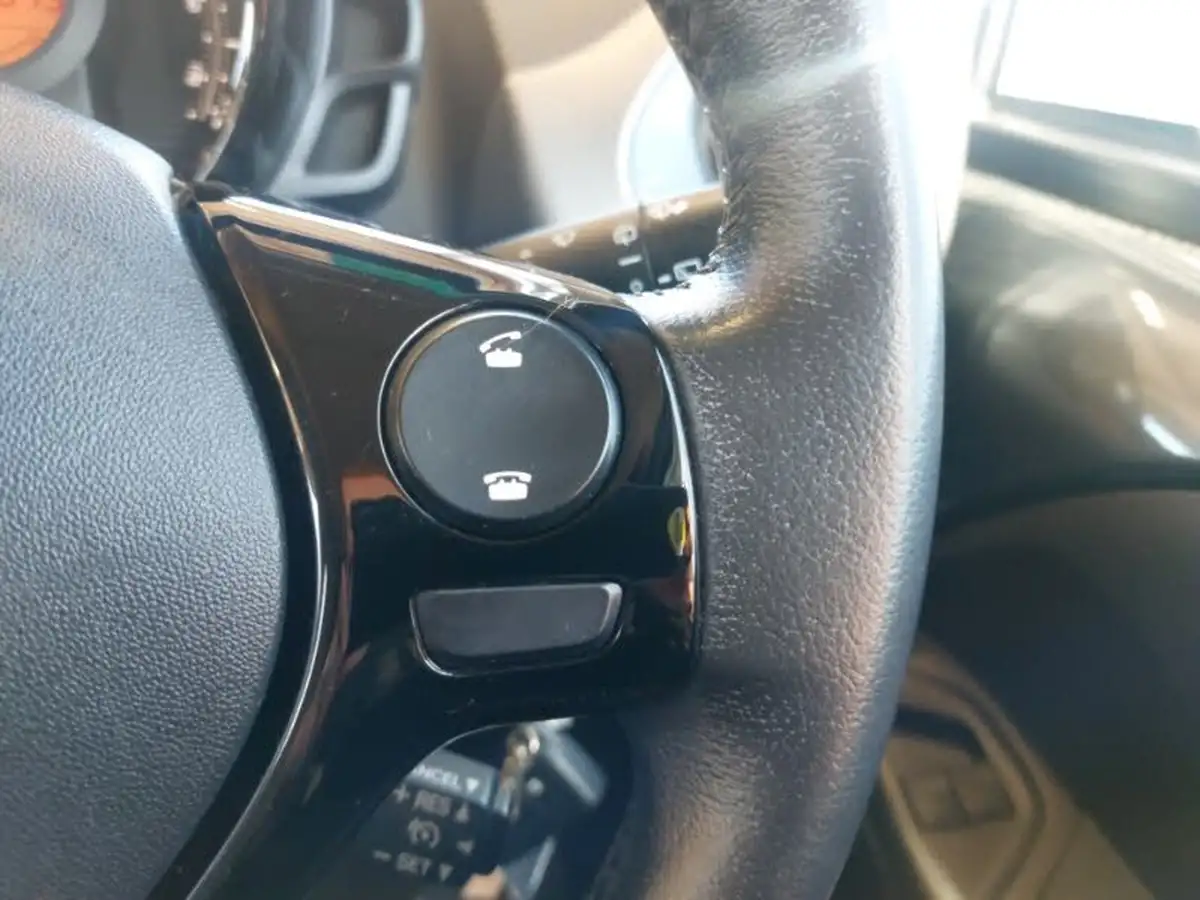 2019-toyota-aygo-10-vvt-i-x-plore-big-18