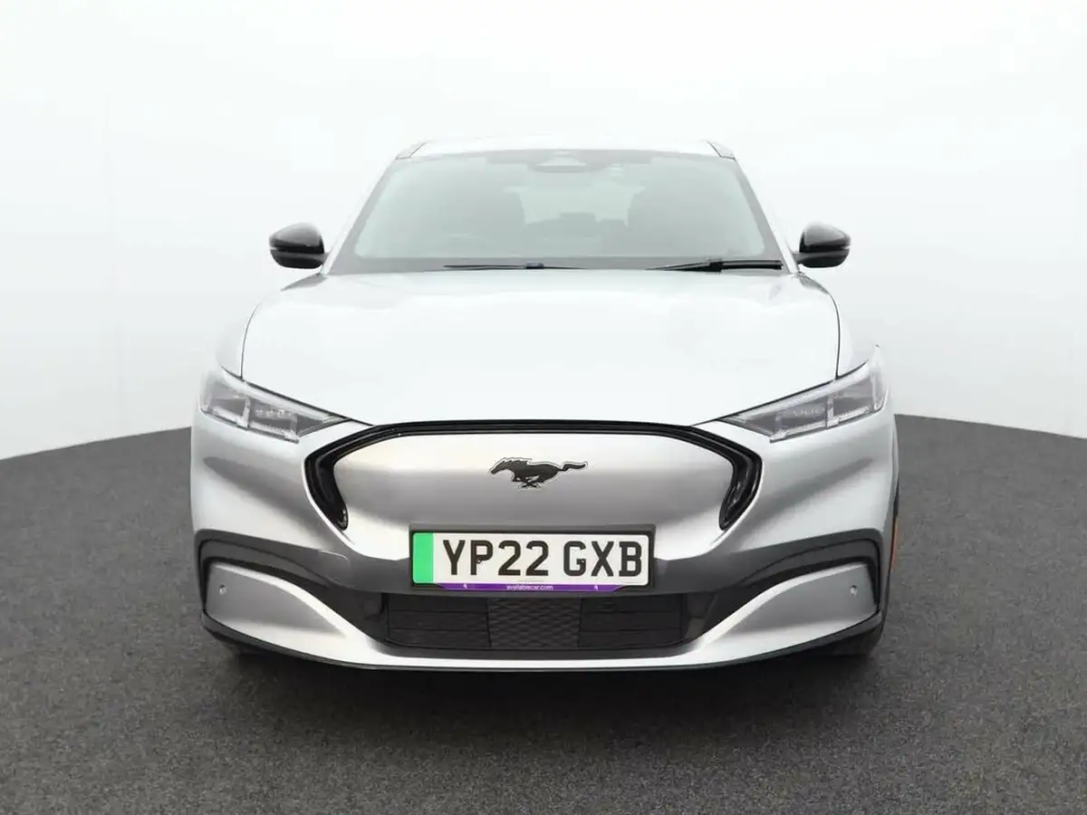 2022-ford-mustang-mach-e-e-standard-range-awd-big-1