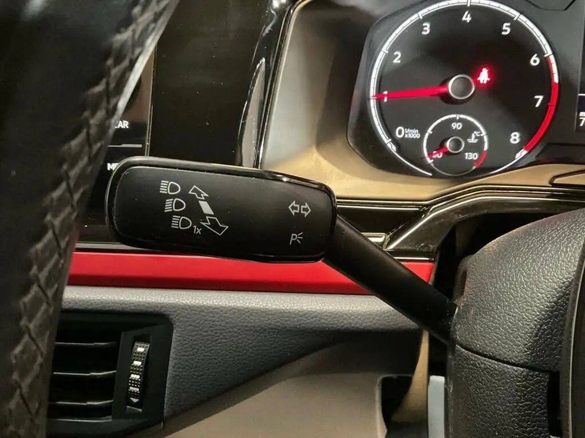 2018-volkswagen-polo-10-tsi-beats-big-41