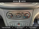 2016-dacia-sandero-12-ambiance-small-28
