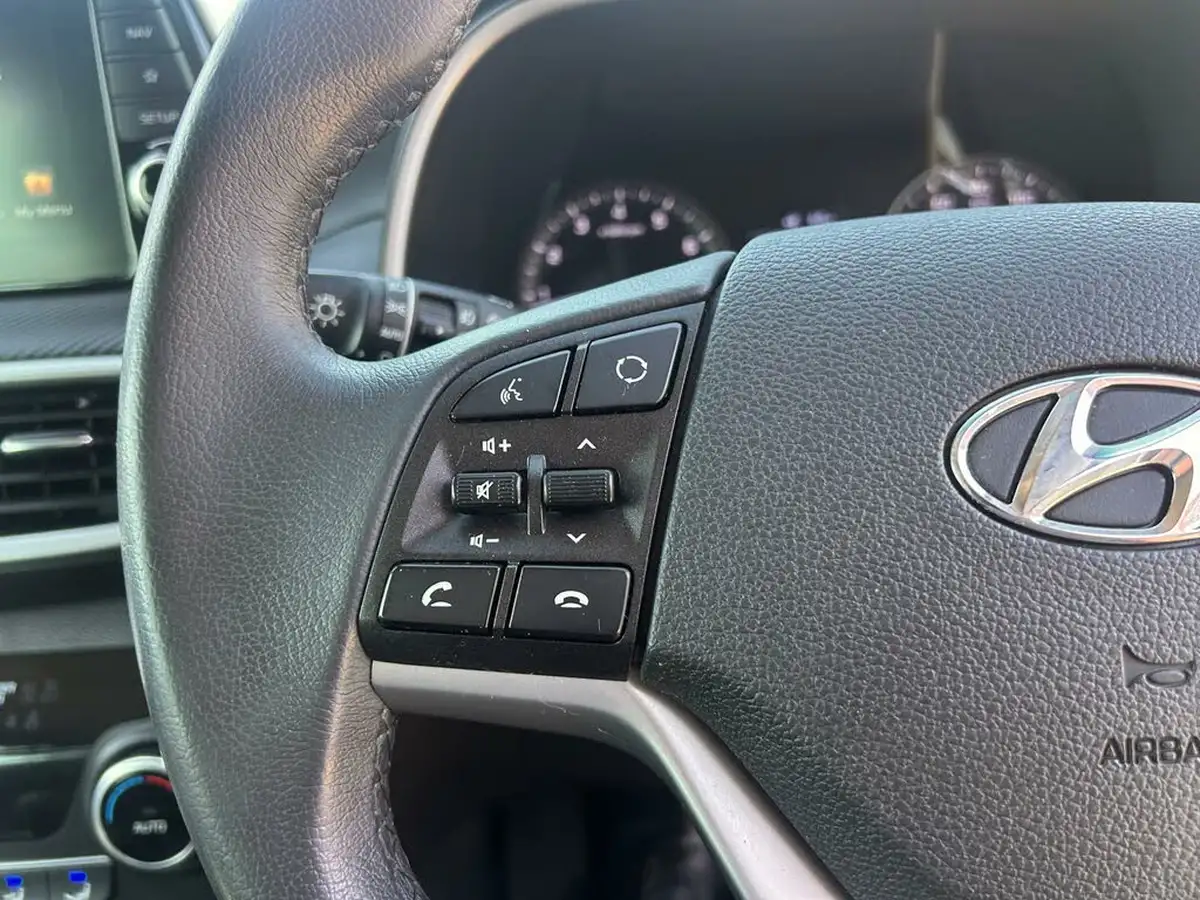 2018-hyundai-tucson-16-gdi-se-nav-big-33