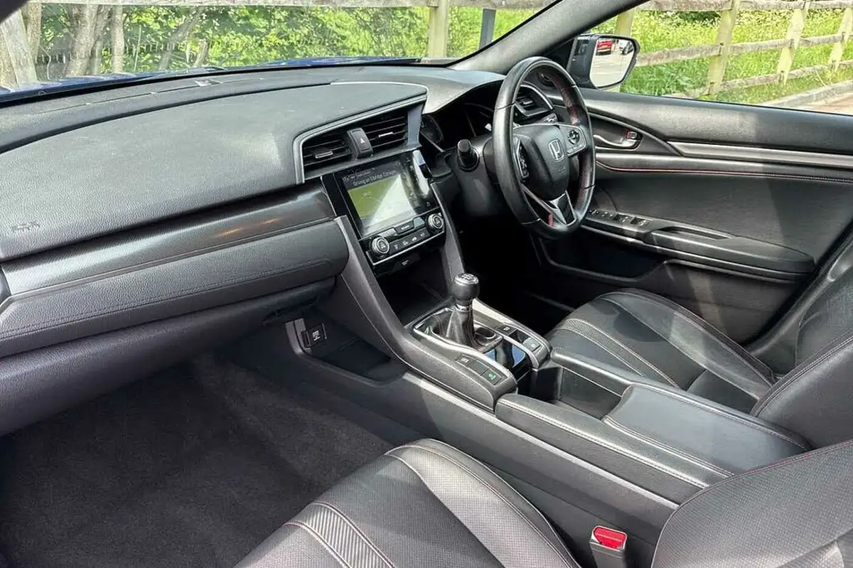 2019-honda-civic-10-vtec-turbo-sport-line-big-1