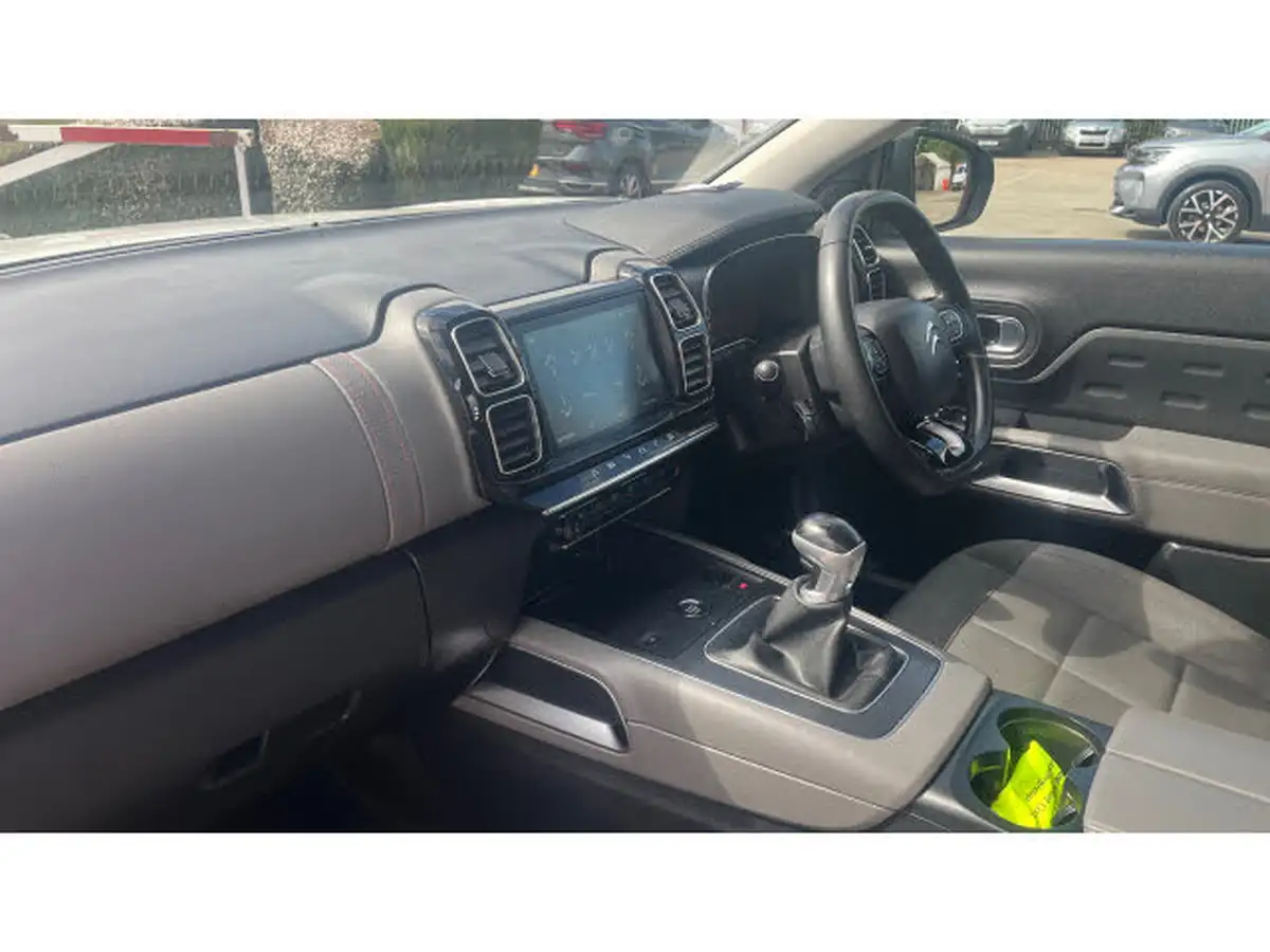 2019-citroen-c5-aircross-12-puretech-flair-big-8