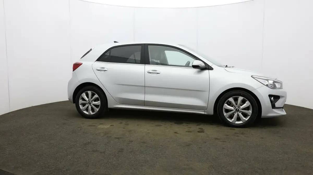 2022-kia-rio-10-t-gdi-3-big-49