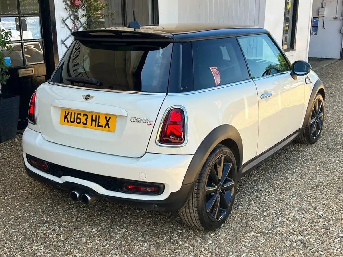 2013-mini-cooper-16-cooper-s-184bhp-sport-chili-hatchback-3d-big-6