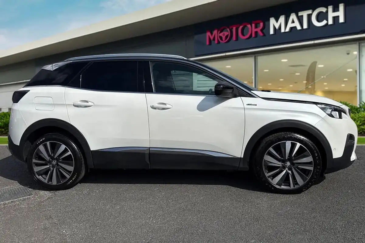 2019-peugeot-3008-suv-12-puretech-gt-line-premium-big-2