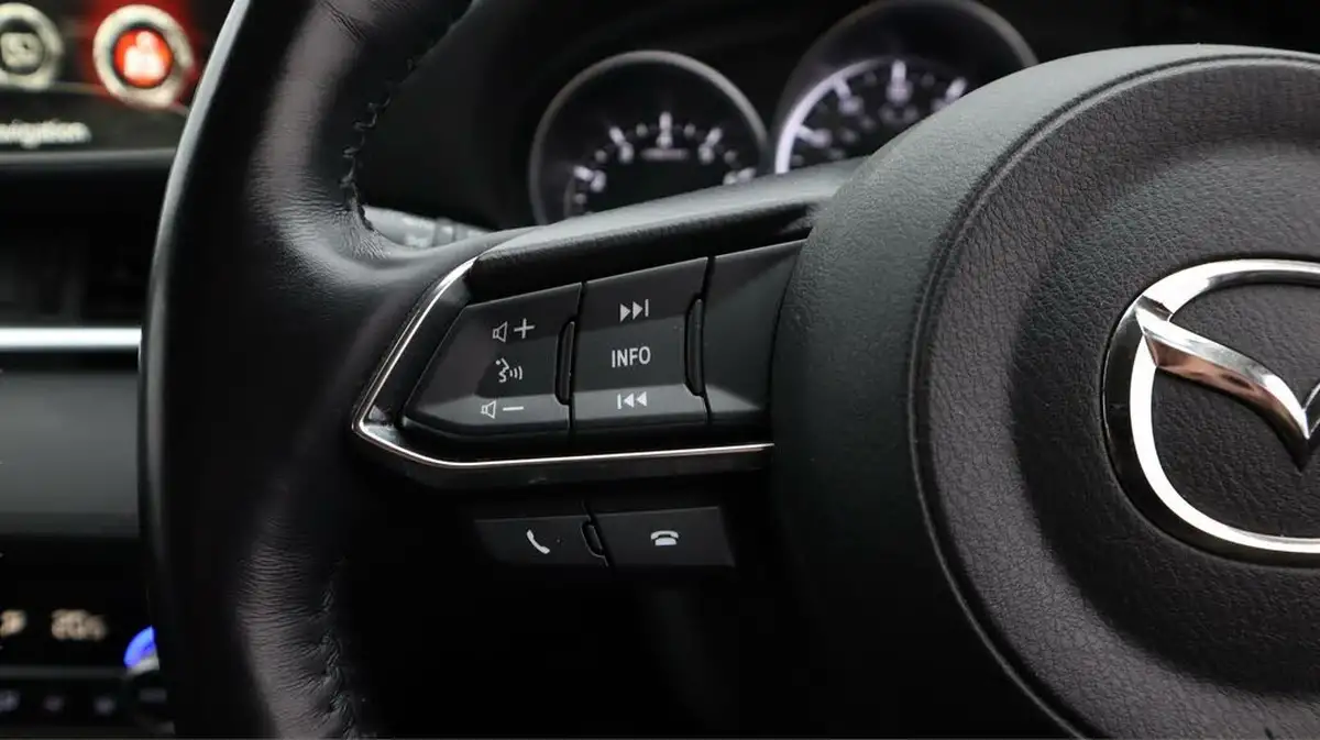 2022-mazda-mazda6-20-skyactiv-g-sport-tourer-5d-big-25