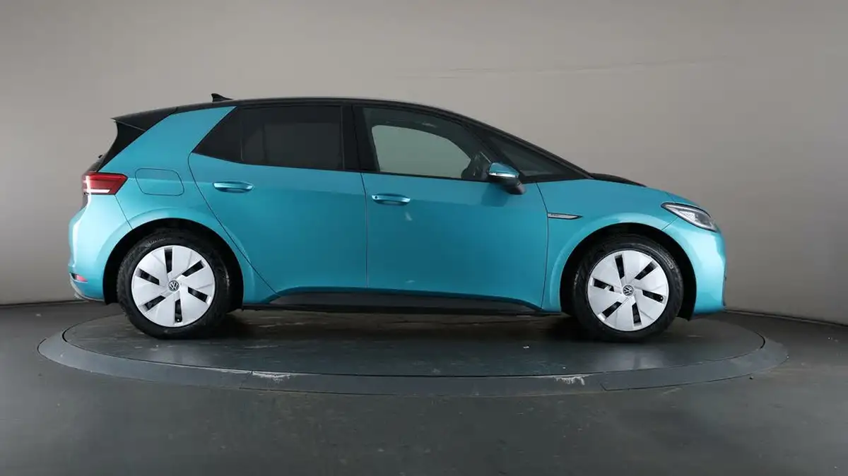 2020-volkswagen-id3-e-business-big-60