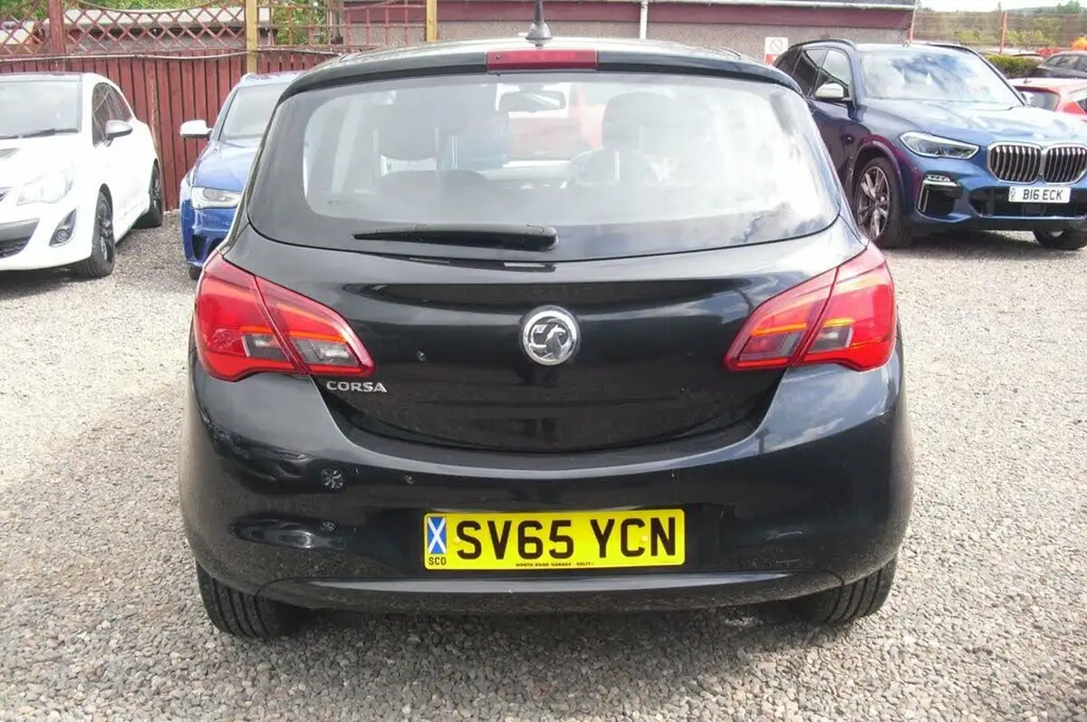 2015-vauxhall-corsa-14-excite-ac-90ps-ecoflex-5d-1398cc-big-3