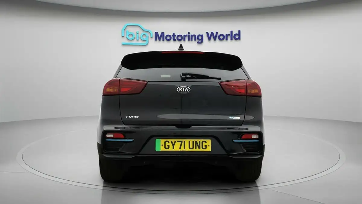 2022-kia-e-niro-ev-4-big-5