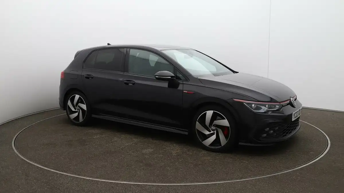 2022-volkswagen-golf-20-tsi-gti-dsg-big-47