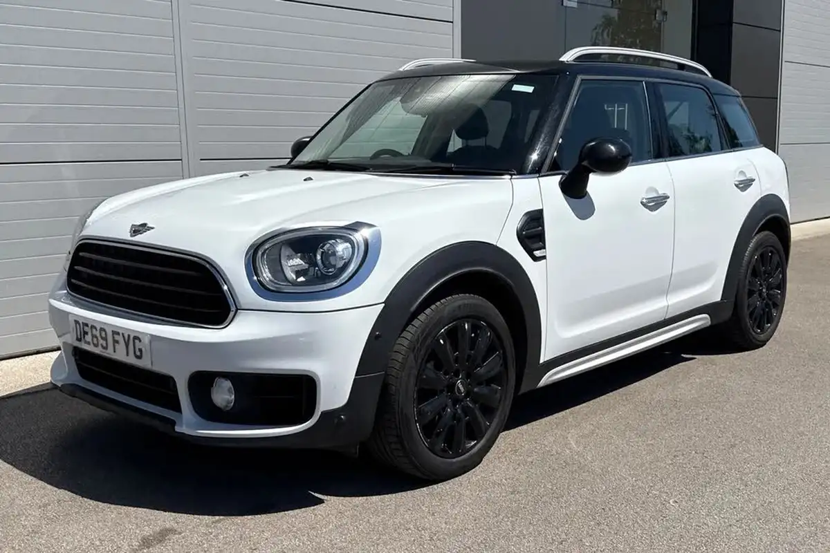 2019-mini-countryman-15-cooper-classic-big-58