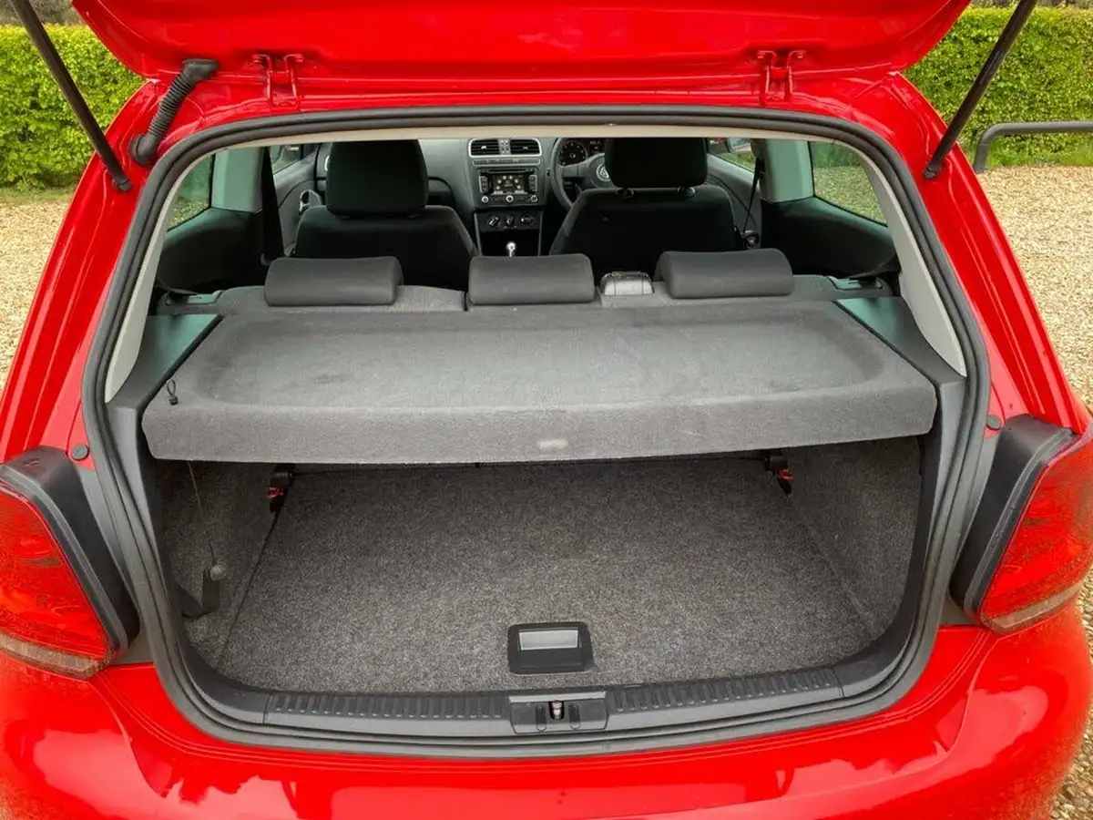 2014-volkswagen-polo-14-match-edition-3d-dsg-big-10