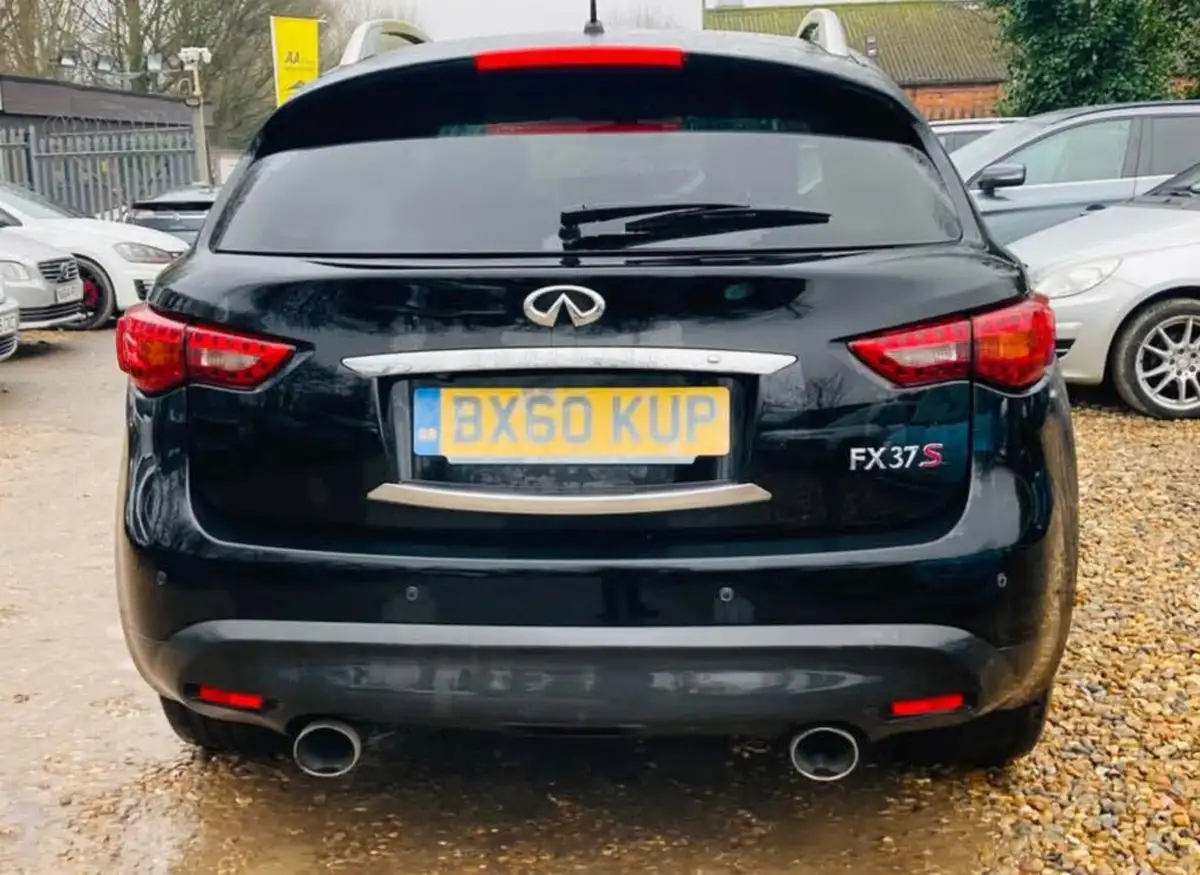 2010-infiniti-fx-37-gt-premium-big-4