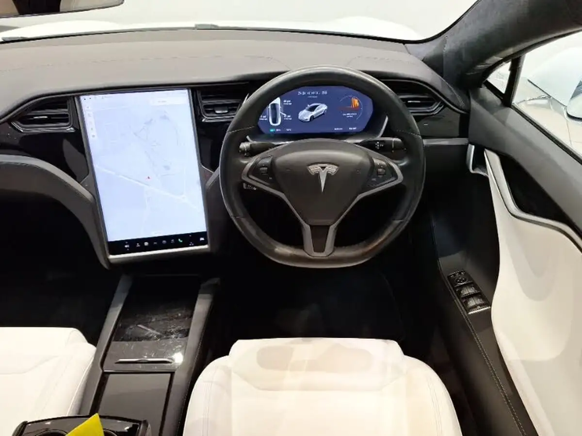 2019-tesla-model-s-e-long-range-big-6