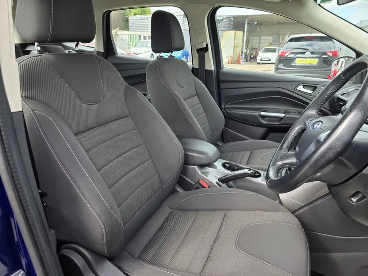 2016-ford-kuga-20tdci-zetec-big-14