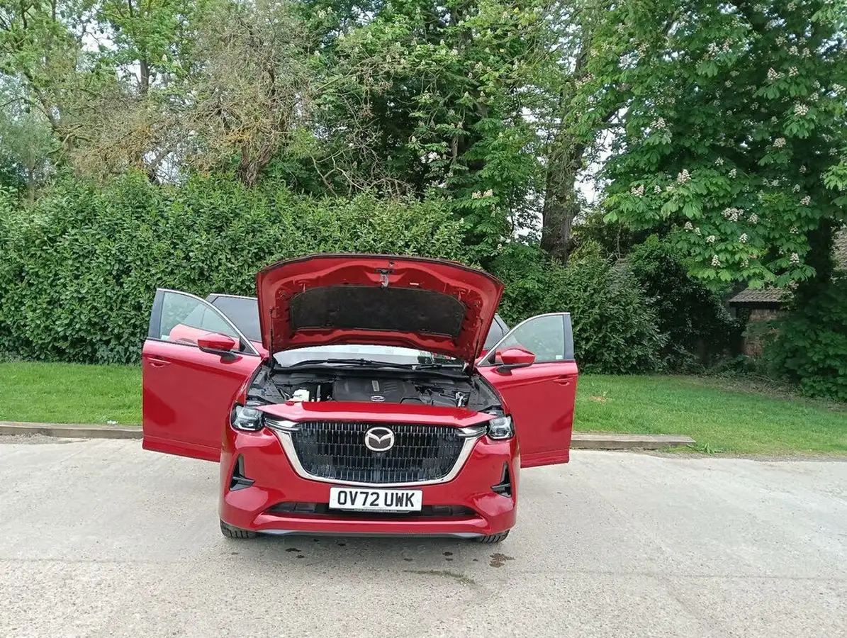 2022-mazda-cx-60-25-e-skyactiv-takumi-big-8