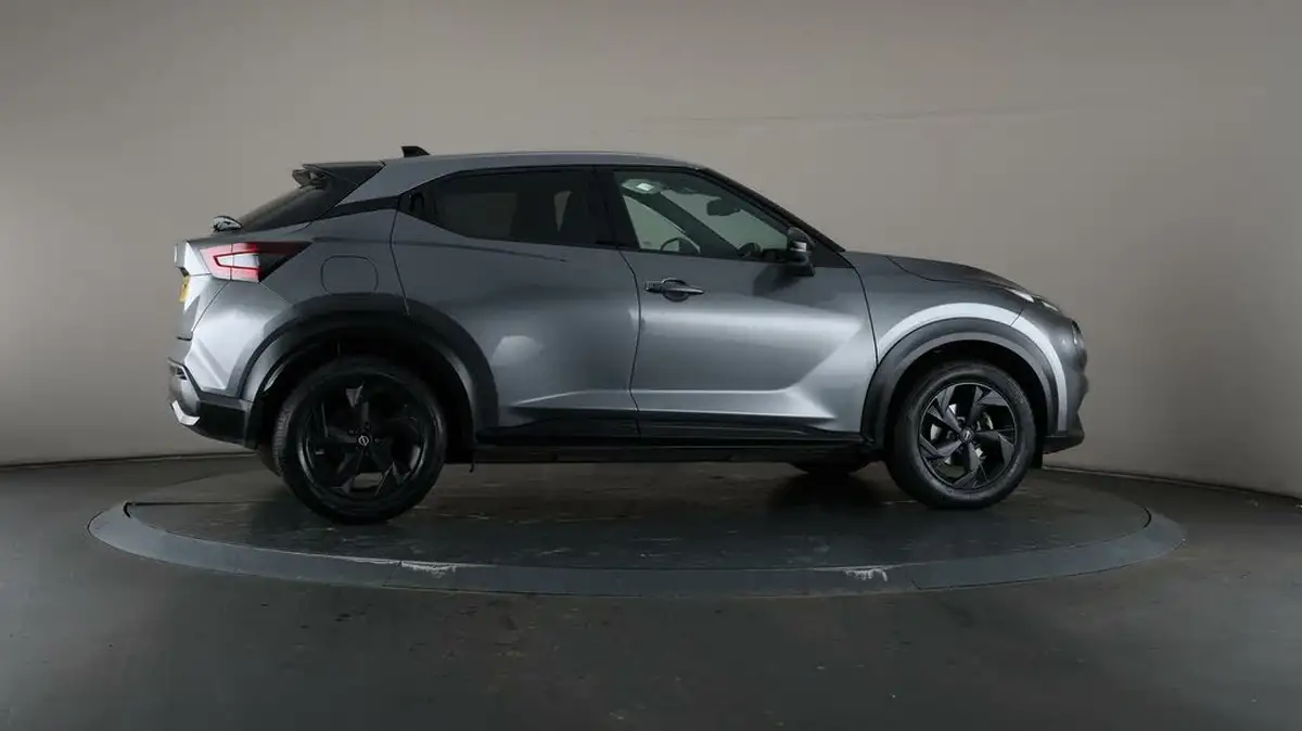 2023-nissan-juke-10-dig-t-n-connecta-dct-big-62