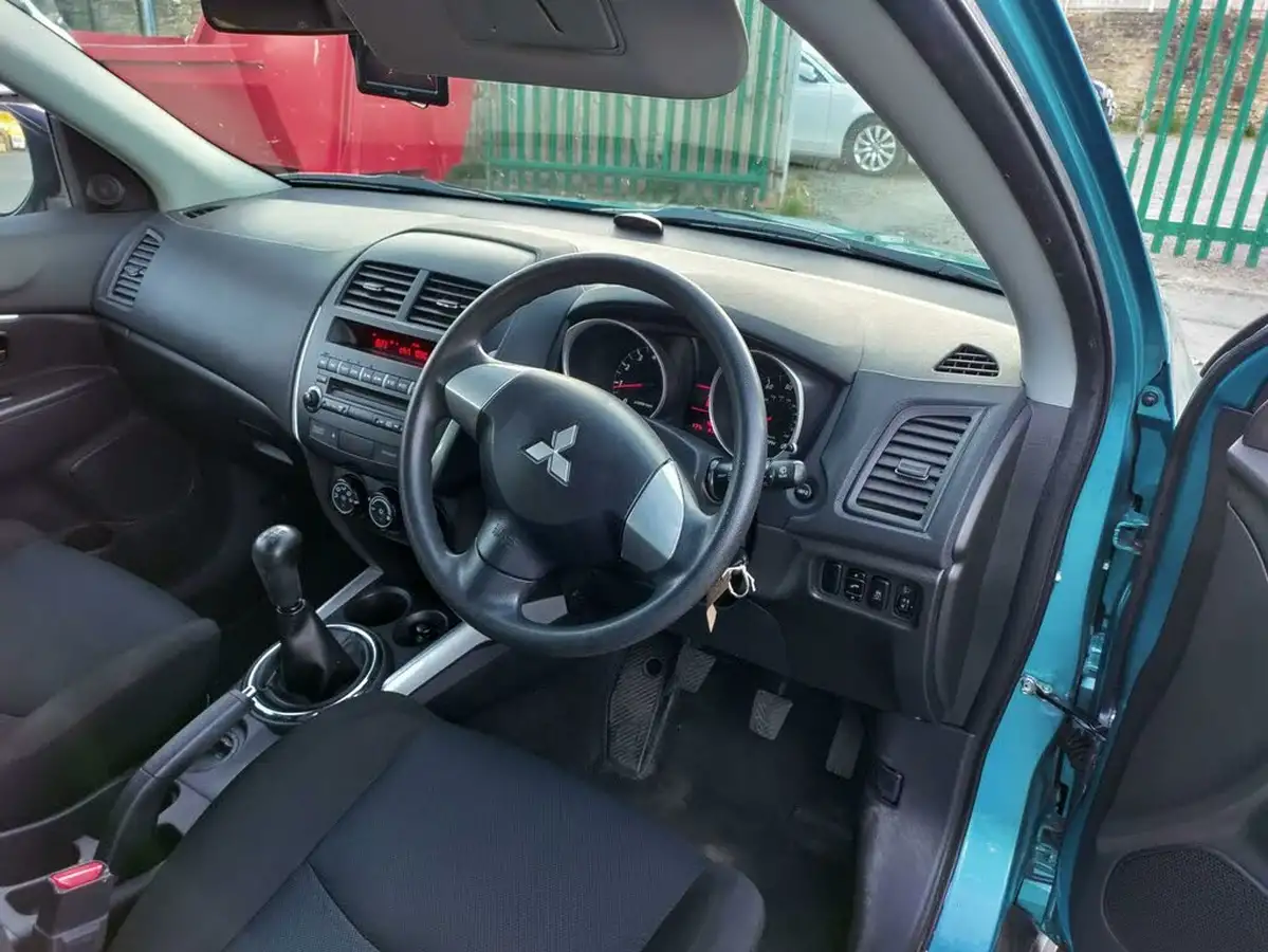2012-mitsubishi-asx-16-attivo-big-9