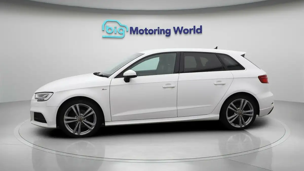 2019-audi-a3-15-tfsi-s-line-sportback-5d-tronic-big-4