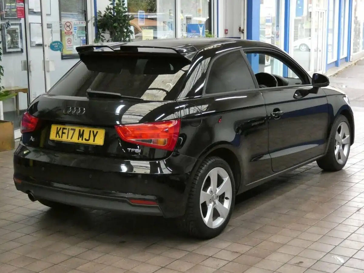 2017-audi-a1-10-tfsi-sport-hatchback-3d-big-28