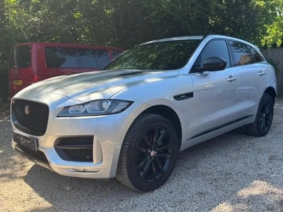 2016-jaguar-f-pace-20-i4d-r-sport-awd-auto-big-0