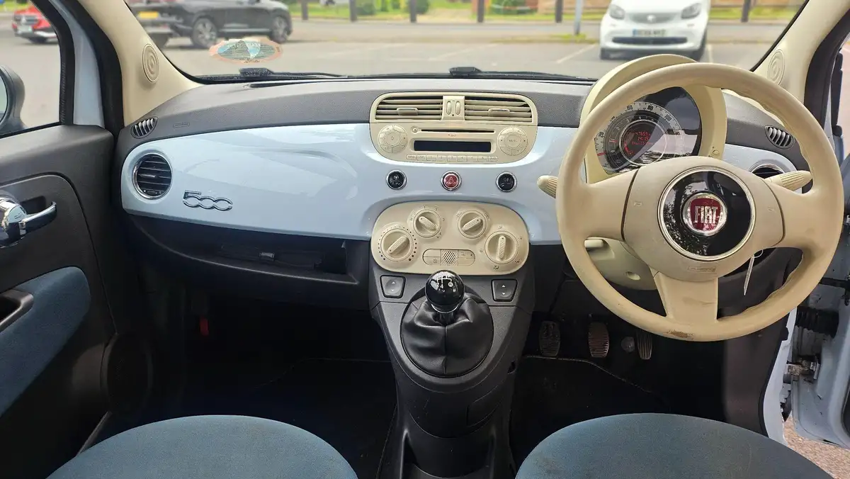 2010-fiat-500-12-pop-ss-big-17