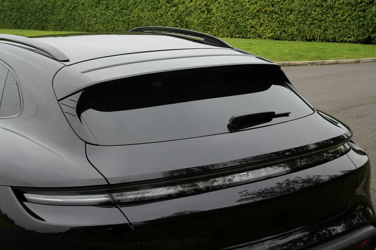 2024-porsche-taycan-e-4s-sport-turismo-544ps-big-57