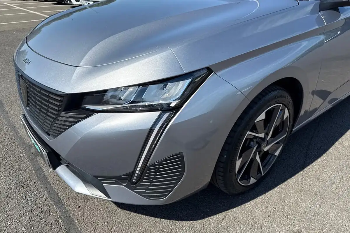 2024-peugeot-308-sw-12-puretech-allure-130ps-ss-eat8-big-25