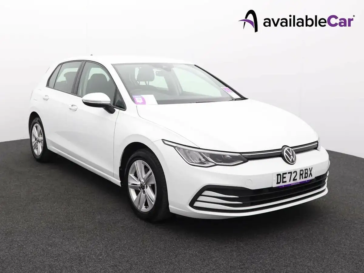2022-volkswagen-golf-15-tsi-life-150ps-hatchback-big-0