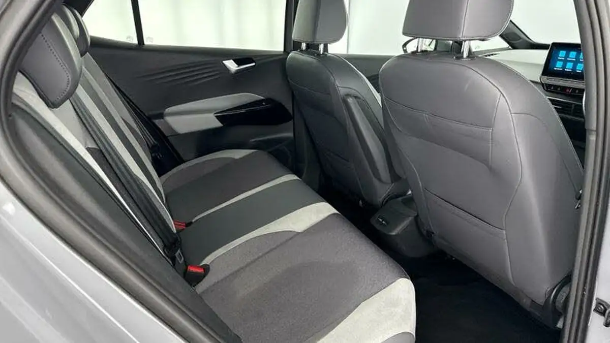 2021-volkswagen-id3-e-family-145ps-big-16