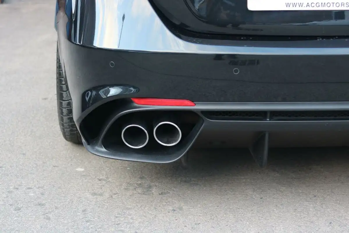 2020-alfa-romeo-giulia-29-biturbo-quadrifoglio-big-6
