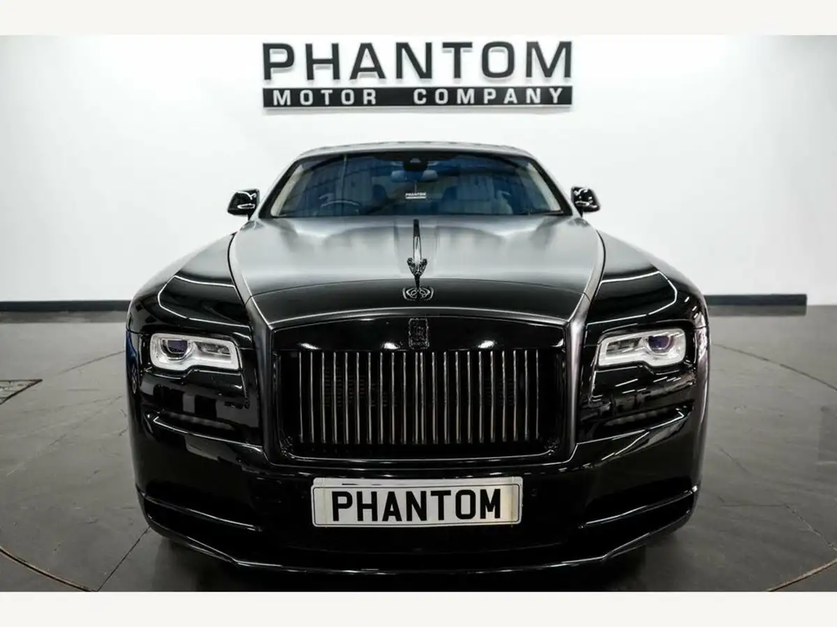 2017-rolls-royce-wraith-66-no-trim-big-4
