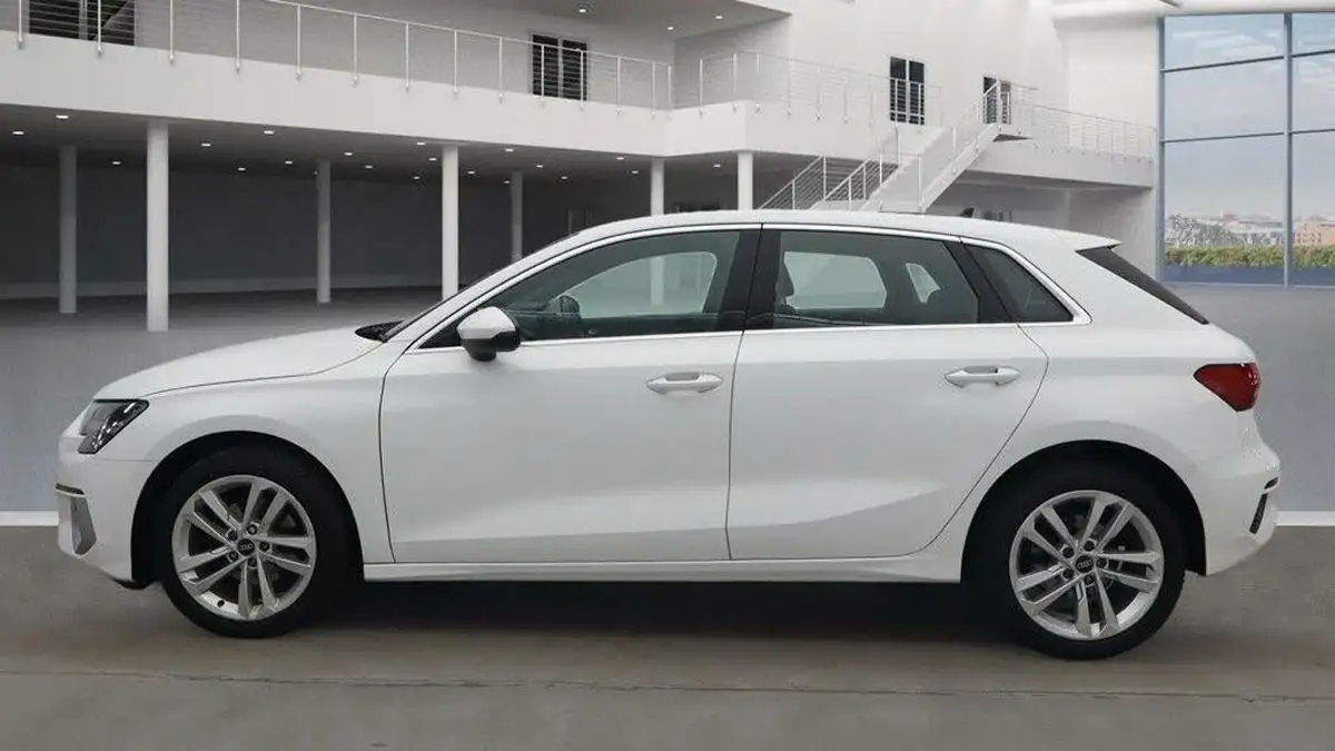 2022-audi-a3-10-30-tfsi-sportback-5d-big-5
