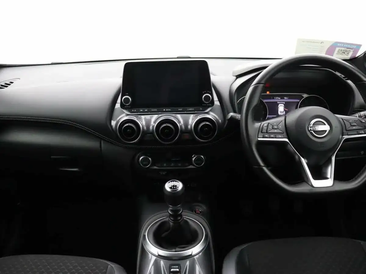 2023-nissan-juke-10-dig-t-n-connecta-big-12